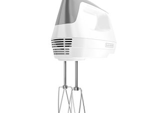 BLACK+DECKER Lightweight Hand Mixer