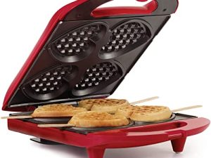 Holstein Housewares - Non-Stick Heart Waffle Maker