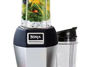 Nutri Ninja Pro Personal Blender with 900 Watt Base and Vitamin and Nutrient Extraction for Shakes and Smoothies with 18 and 24-Ounce Cups (BL450)